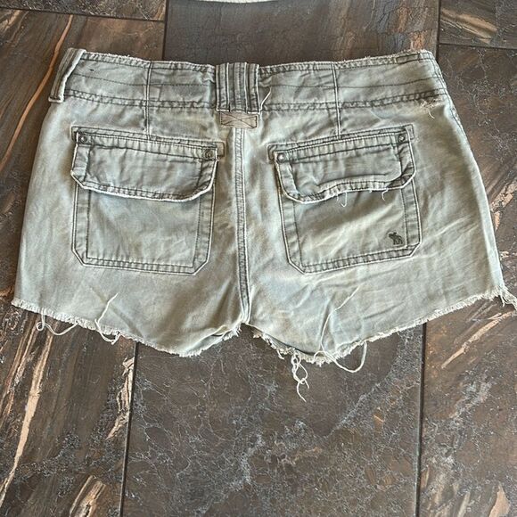Abercrombie & Fitch bundle - Fleece Sweatshirt Size S & S. 6 green khaki shorts - Picture 14 of 16